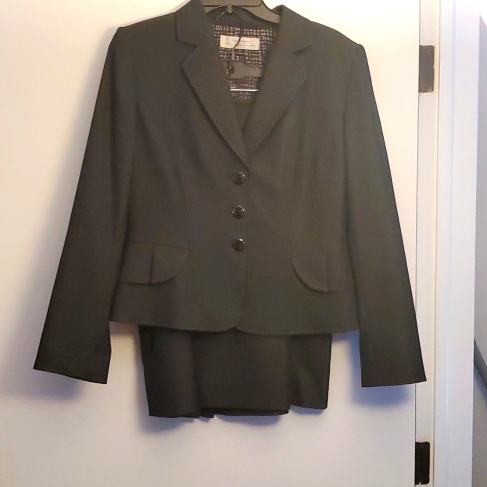 2 Piece suit